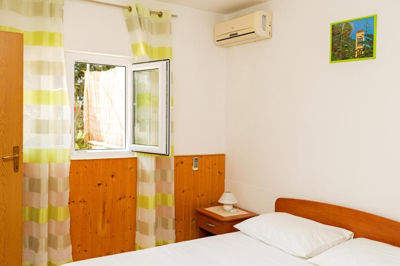 Julija Apartma Hvar Town