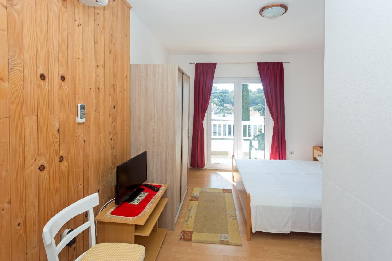 Julija Apartma *